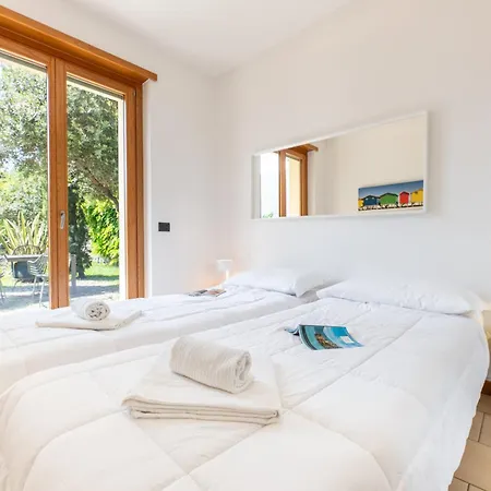 Degli Oleandri 1a Apartment *