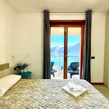 Degli Oleandri 1a Apartment