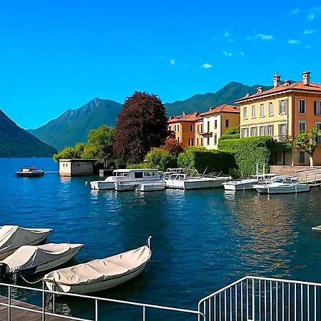Degli Oleandri 1a Apartment