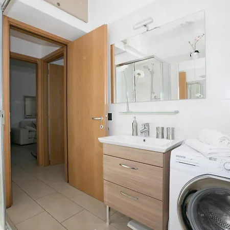 아파트 Degli Oleandri 1a 아르제뇨